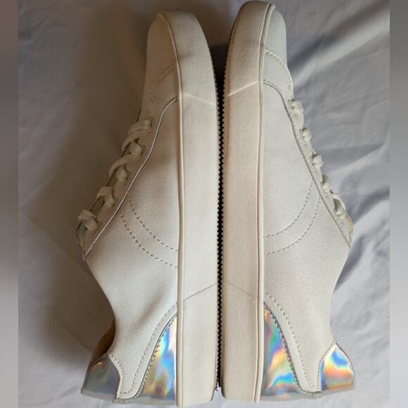 Naturalizer Morrison White Leather Sneakers With Silver Holographic Heel Size 9w - Picture 6 of 9
